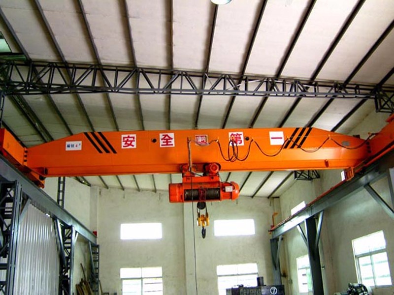 手動(dòng)起重機(jī)與電動(dòng)起重機(jī)有哪些區(qū)別<div   id=